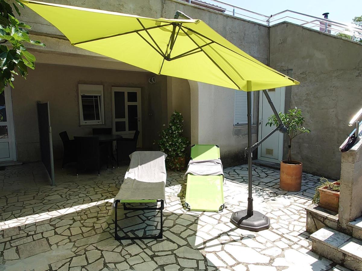 Apartmani Lea Jadranovo Exterior foto